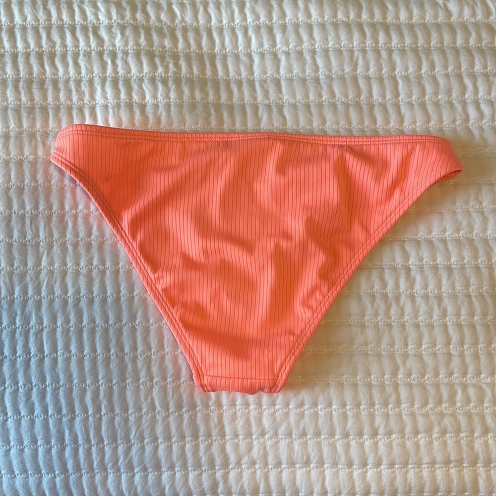 NWOT Target Xhilaration Bikini Bottoms - Picture 2 of 3